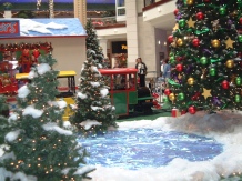 2004-12-01 Vale Kyla Mall 03.jpg